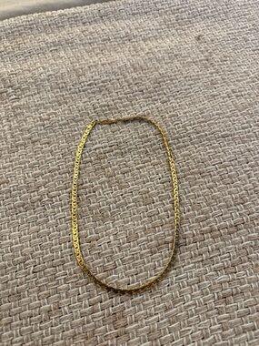 Gold Tone Women’s Chain Necklace - Elegant Link Design